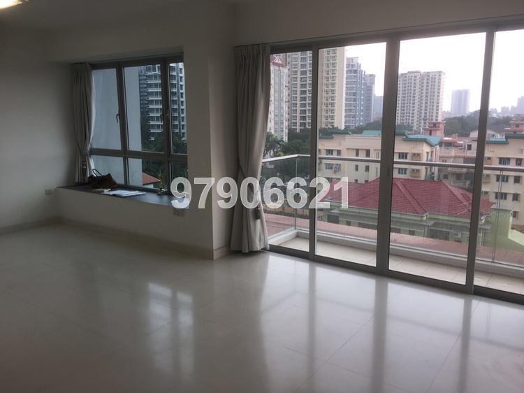 Esta Ruby thumbnail photo